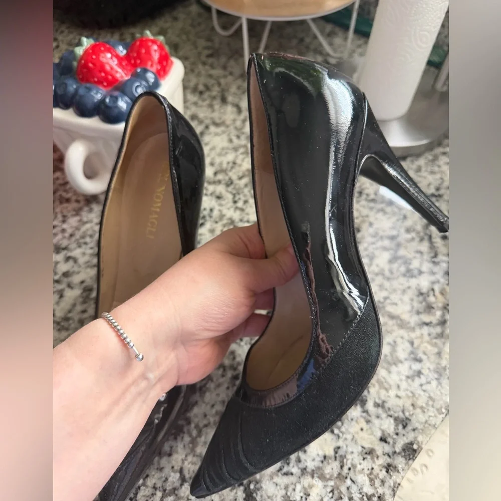 Bruno Magli black patent pump textured pointed toe heel suede formal Italy $400